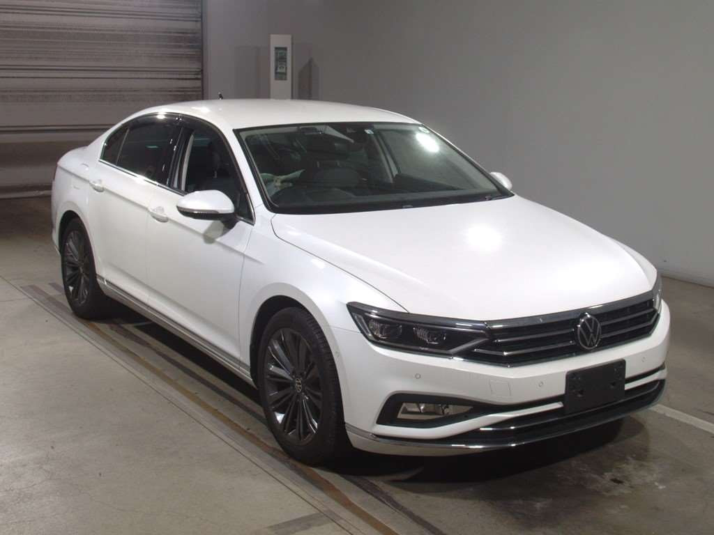 2022 Volkswagen Passat 3CDPC[2]