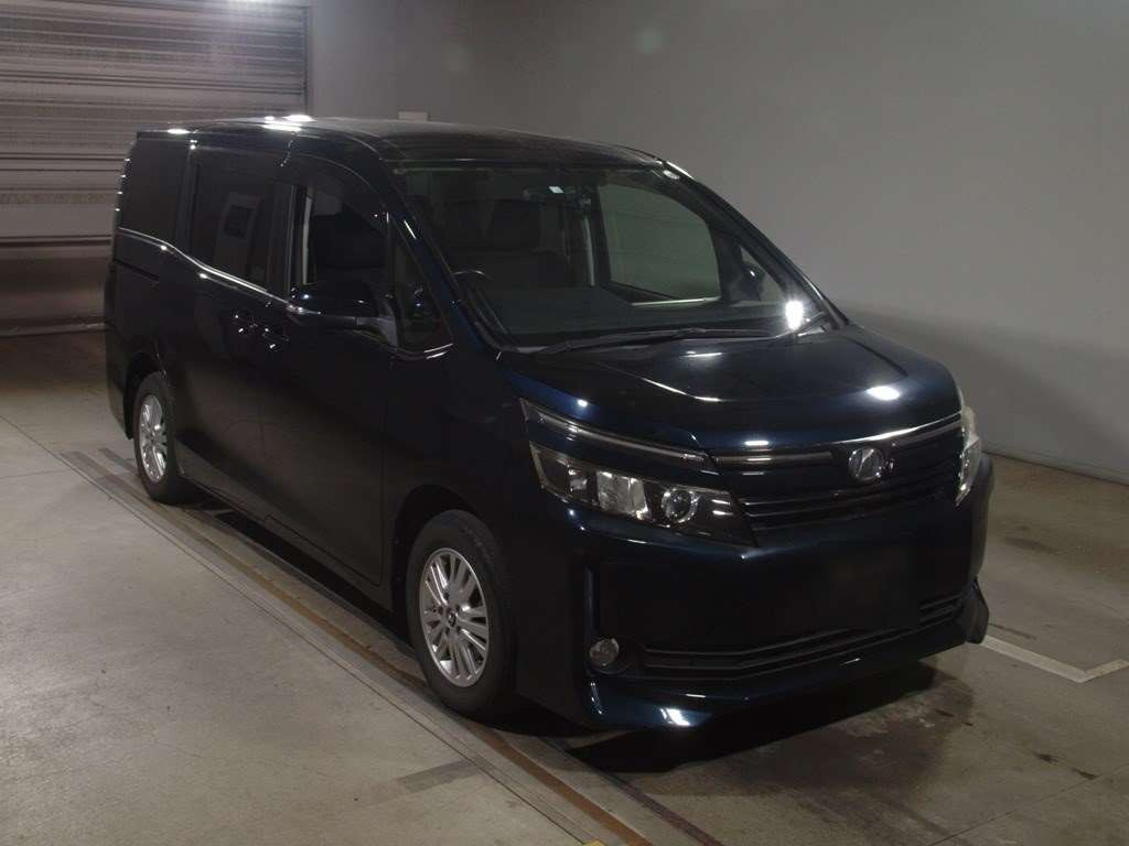 2014 Toyota Voxy ZRR80G[2]