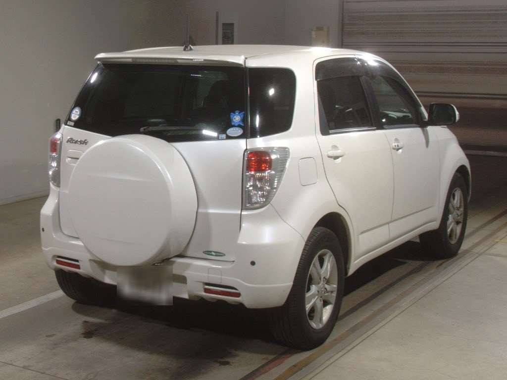 2009 Toyota Rush J210E[1]