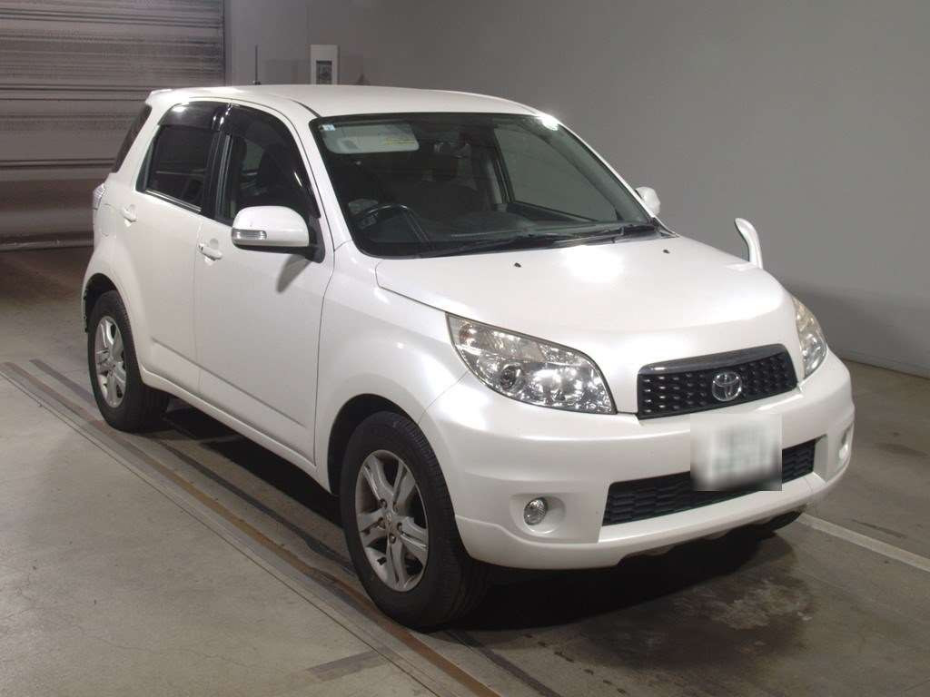 2009 Toyota Rush J210E[2]