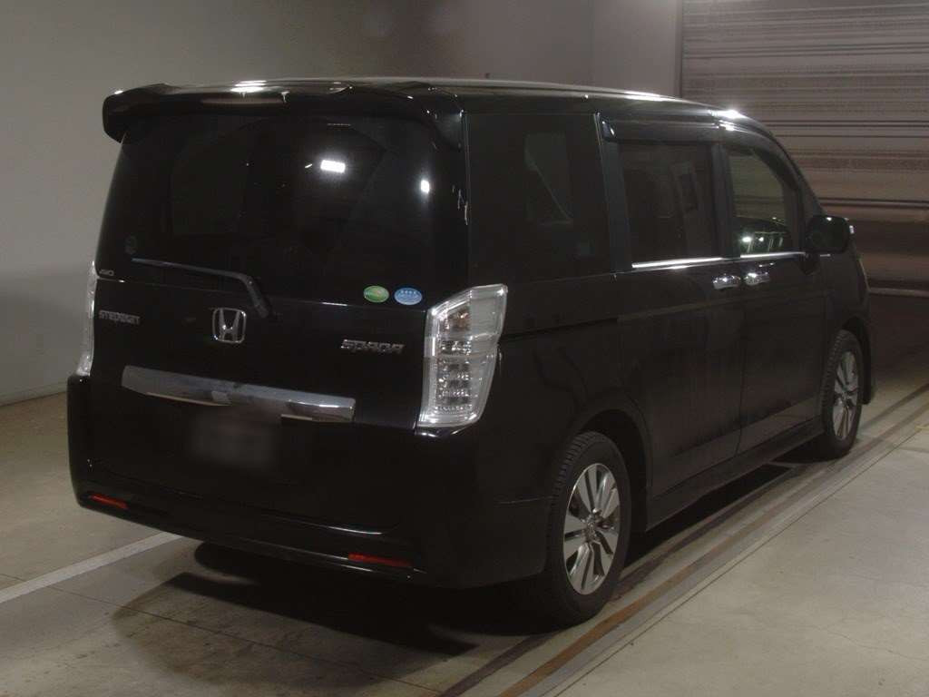 2015 Honda Step WGN Spada RK6[1]