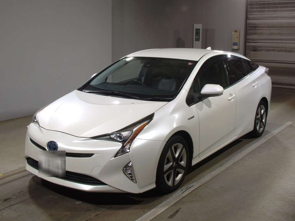 2016 Toyota Prius ZVW50[0]