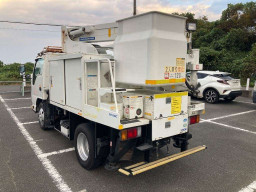 2014 Isuzu Elf Truck