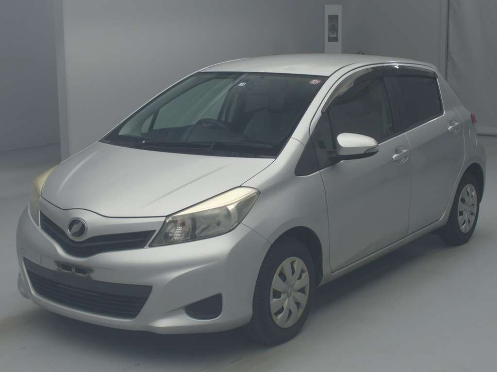 2011 Toyota Vitz KSP130[0]