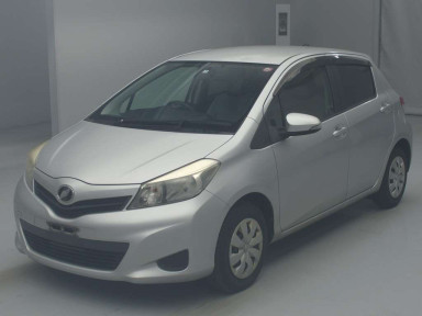 2011 Toyota Vitz