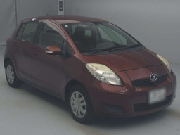 2010 Toyota Vitz