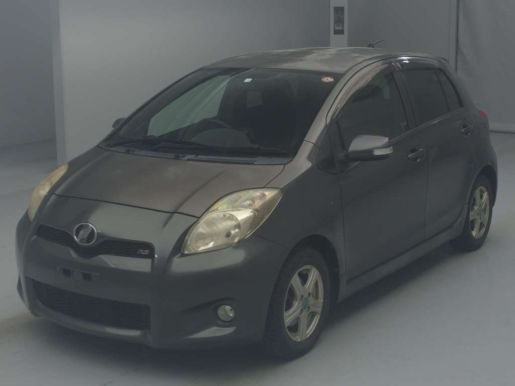 2009 Toyota Vitz SCP90[0]