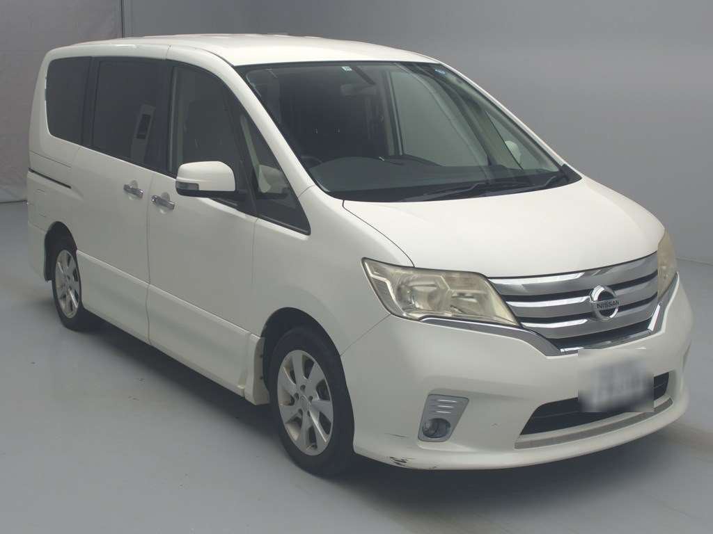 2011 Nissan Serena FC26[2]