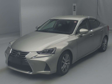 2018 Lexus IS