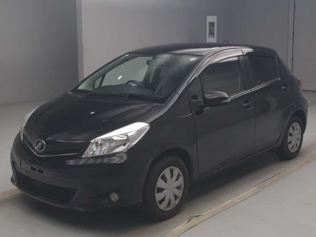 2011 Toyota Vitz NSP130[0]