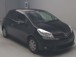 2011 Toyota Vitz