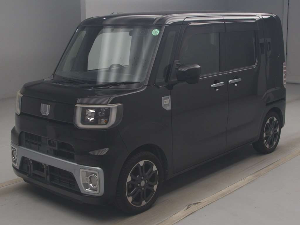 2015 Daihatsu Wake LA700S[0]