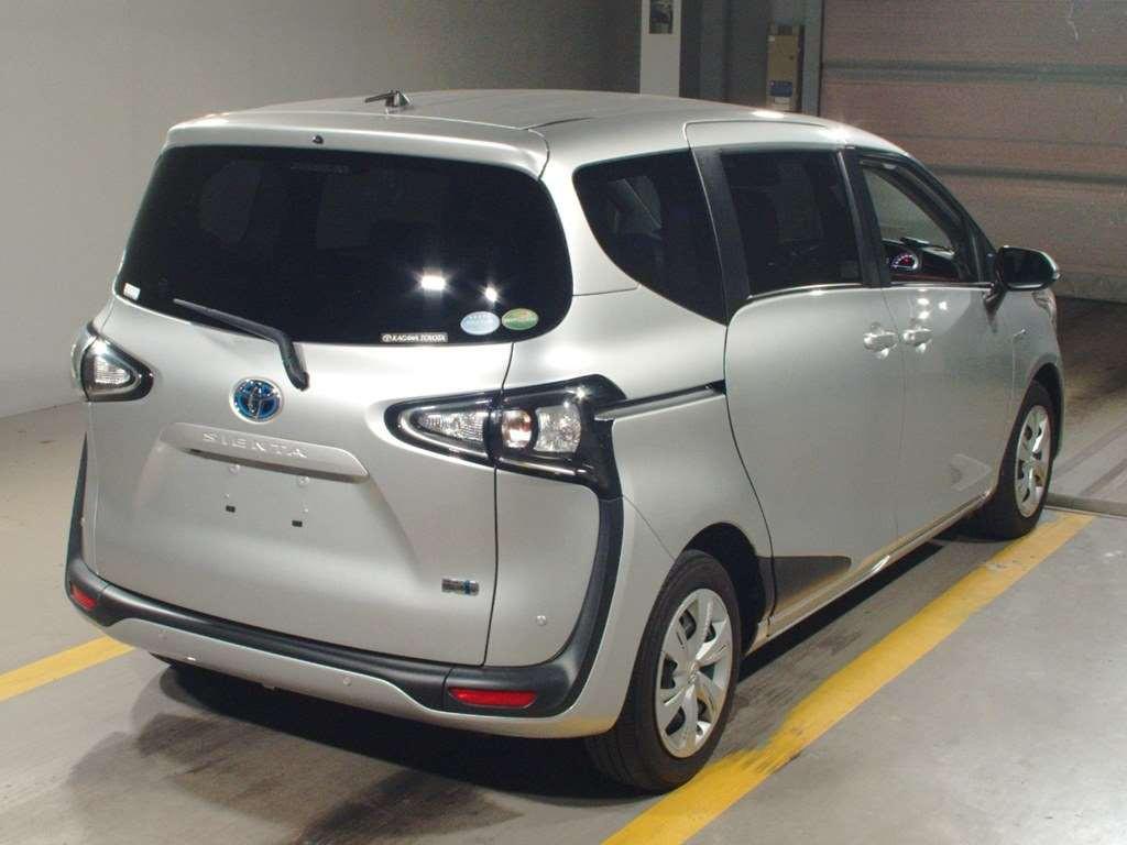 2020 Toyota Sienta NHP170G[1]