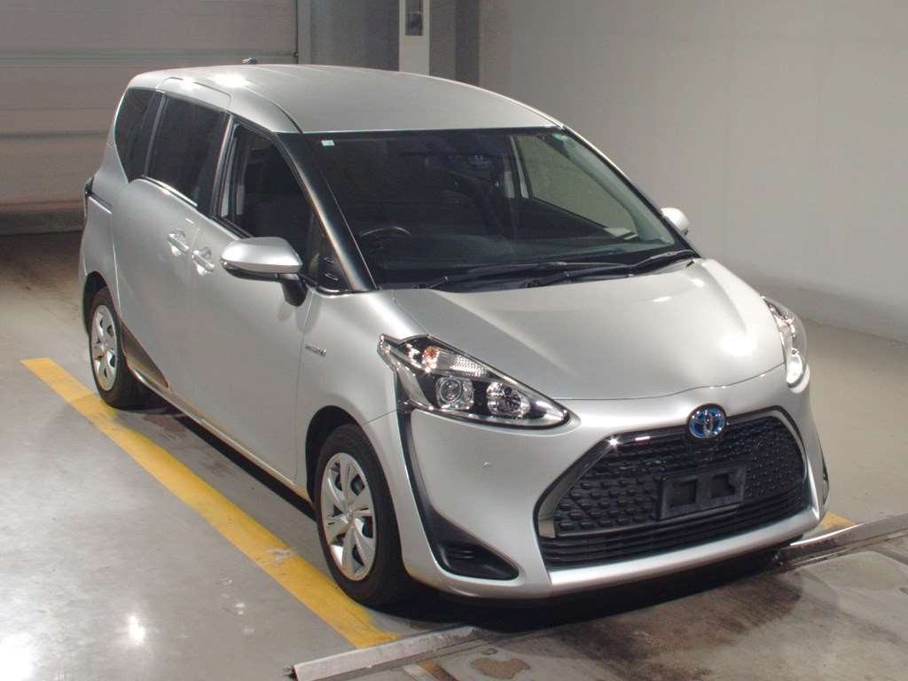 2020 Toyota Sienta NHP170G[2]