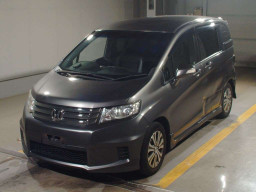 2013 Honda Freed Spike