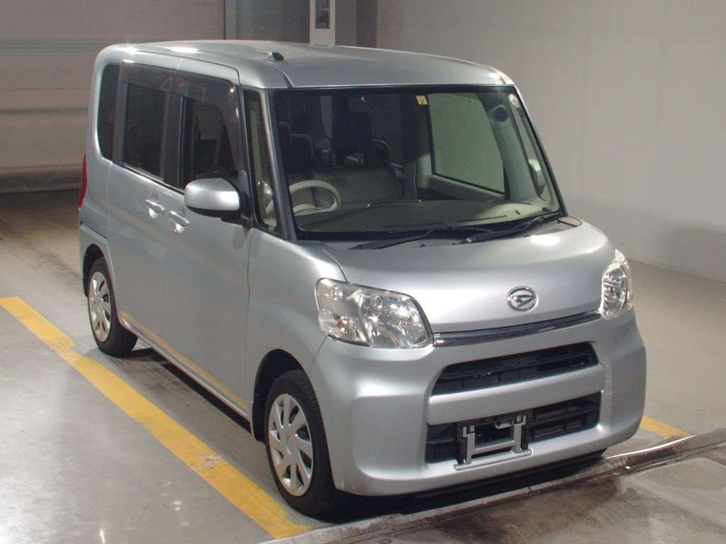 2016 Daihatsu Tanto LA600S[2]