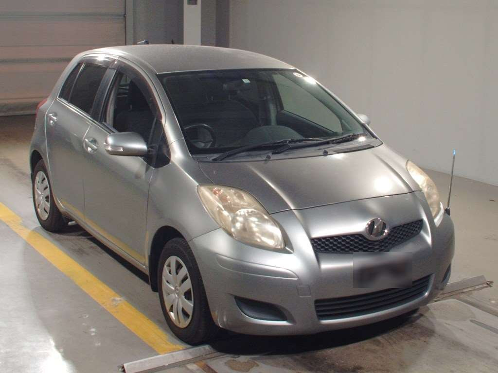 2009 Toyota Vitz KSP90[2]