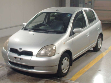 2001 Toyota Vitz