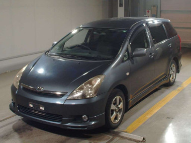 2003 Toyota Wish