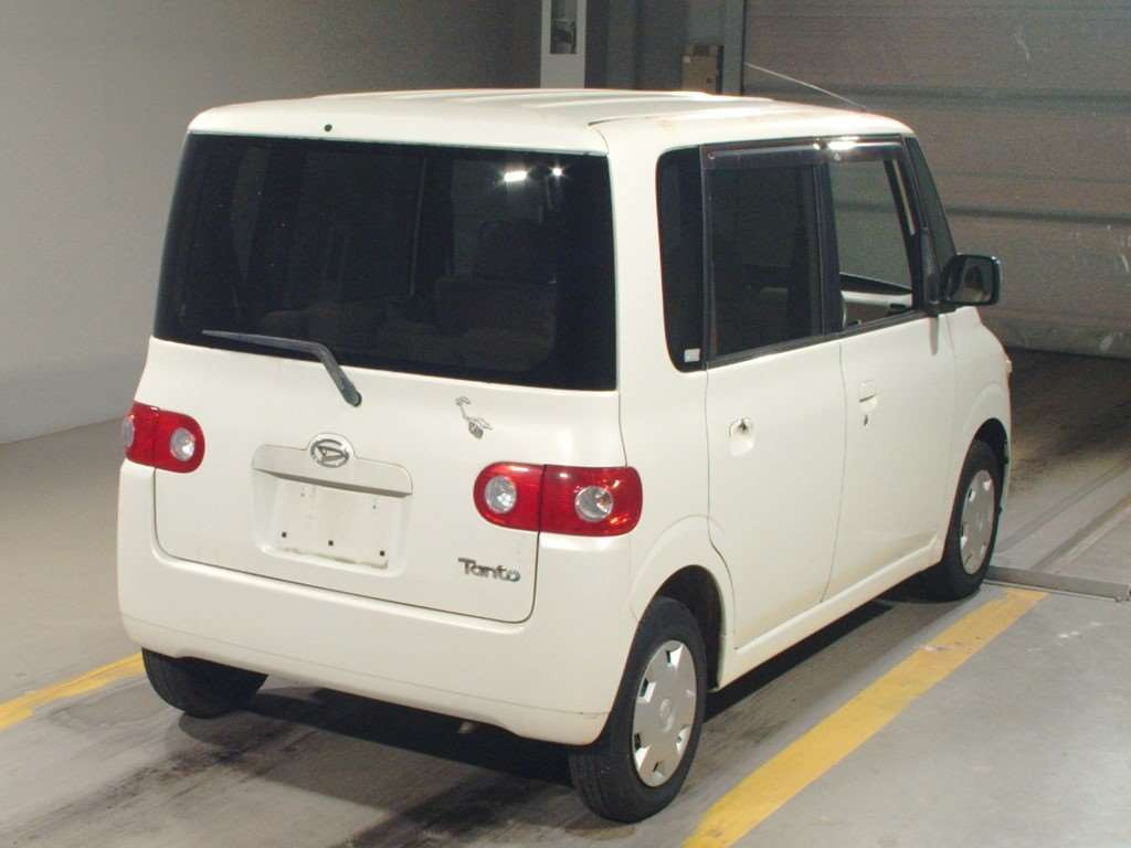 2005 Daihatsu Tanto L350S[1]