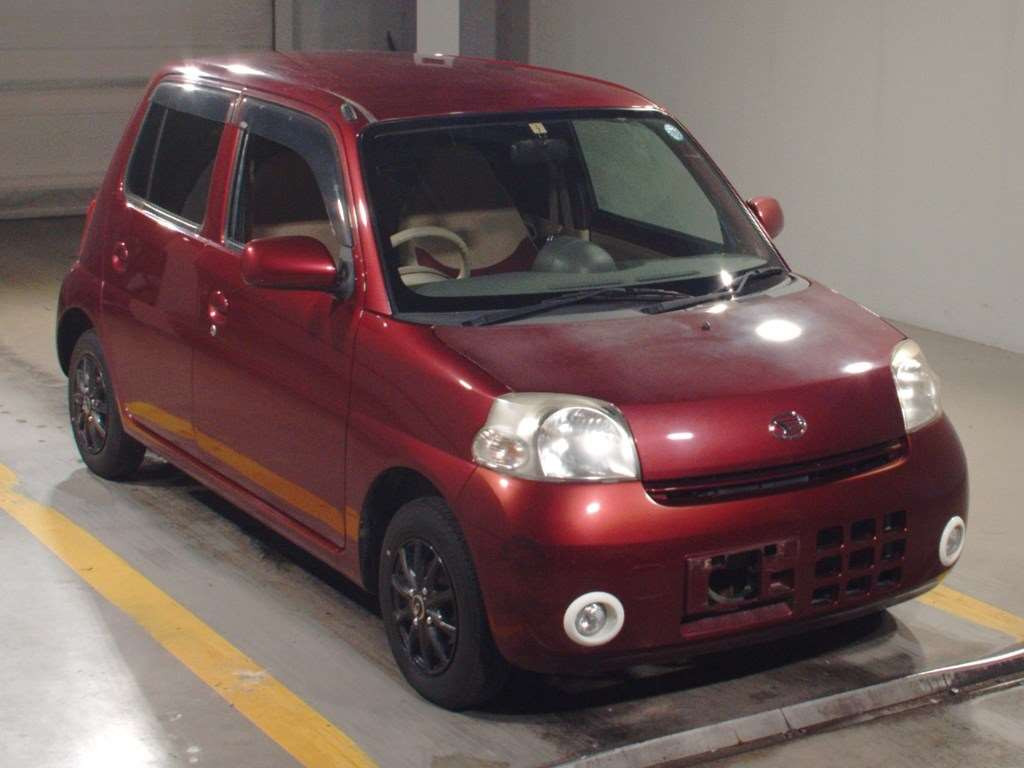 2011 Daihatsu Esse L235S[2]