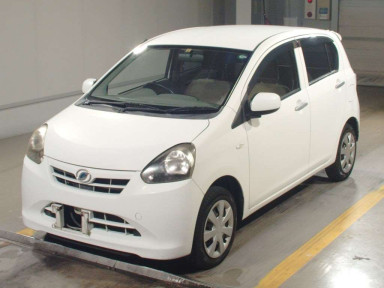 2012 Daihatsu Mira es