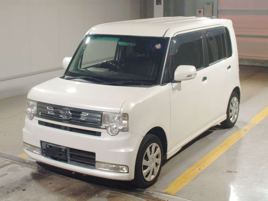 2012 Toyota Pixis Space L575A[0]