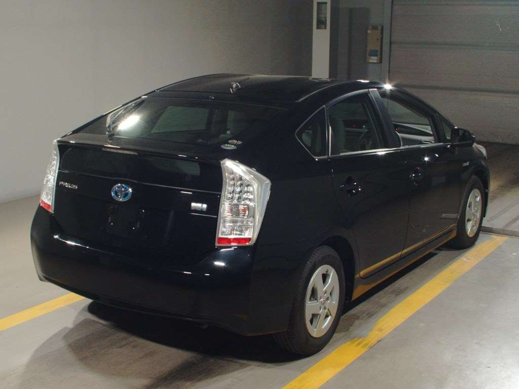 2009 Toyota Prius ZVW30[1]