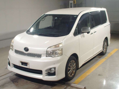 2012 Toyota Voxy