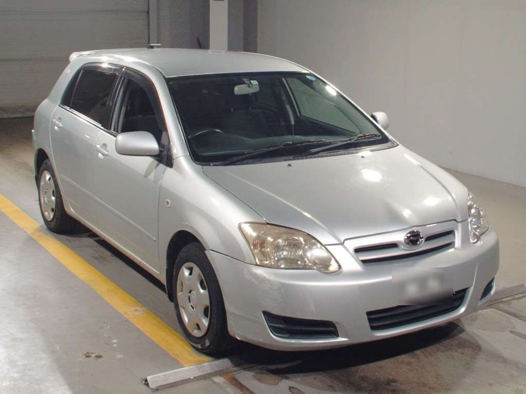 2005 Toyota Corolla Runx NZE121[2]