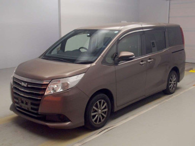 2014 Toyota Noah