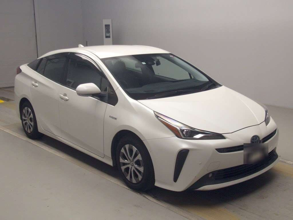 2019 Toyota Prius ZVW51[2]