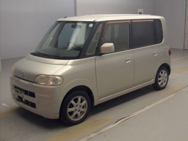 2005 Daihatsu Tanto