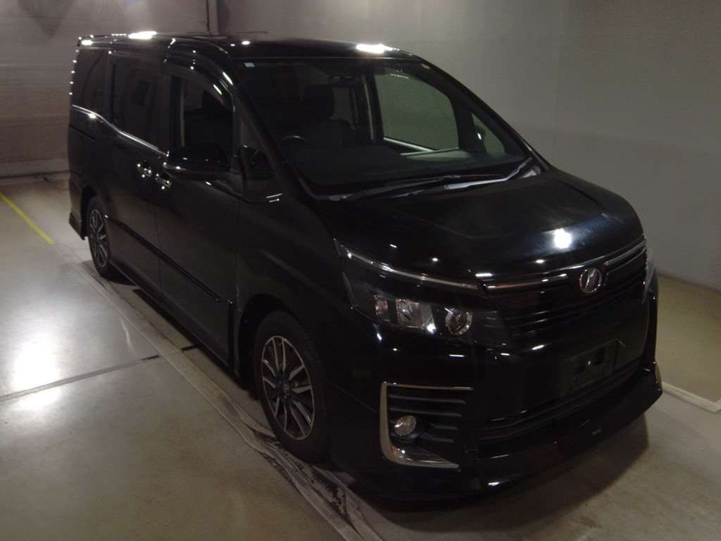 2014 Toyota Voxy ZRR80W[2]