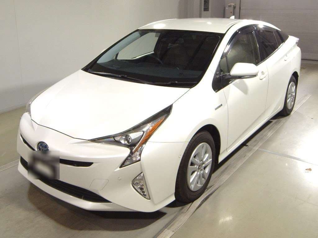 2016 Toyota Prius ZVW50[0]