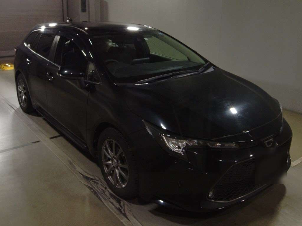 2019 Toyota Corolla Touring Wagon ZRE212W[2]