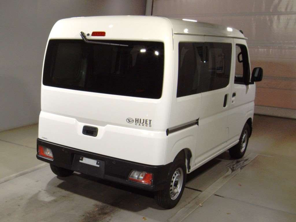 2024 Daihatsu Hijet Cargo S710V[1]