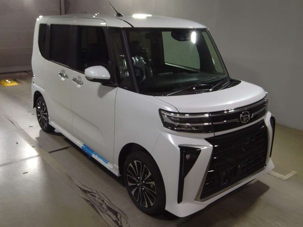 2024 Daihatsu Tanto Custom LA660S[2]