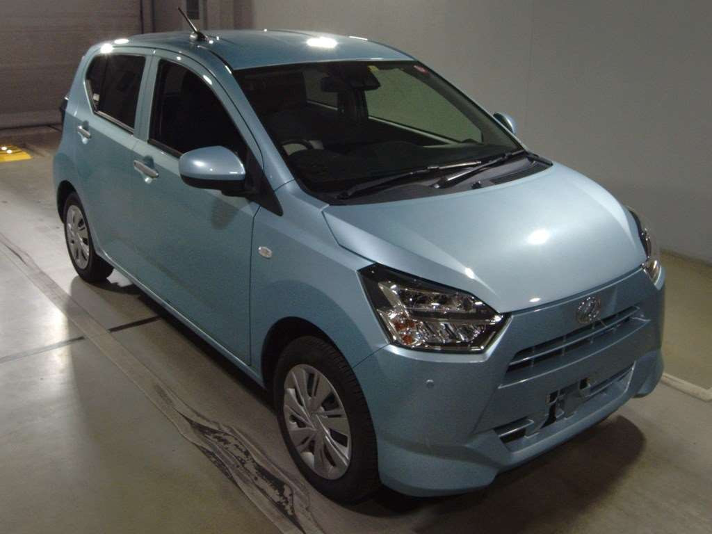 2020 Daihatsu Mira es LA360S[2]