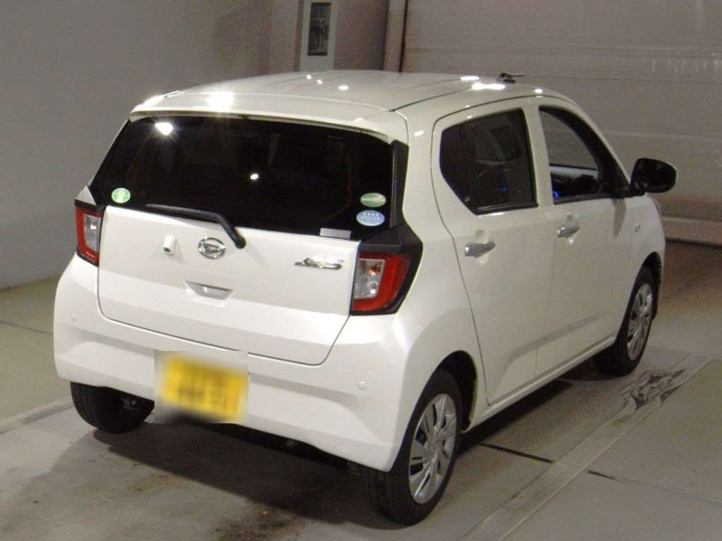 2020 Daihatsu Mira es LA360S[1]