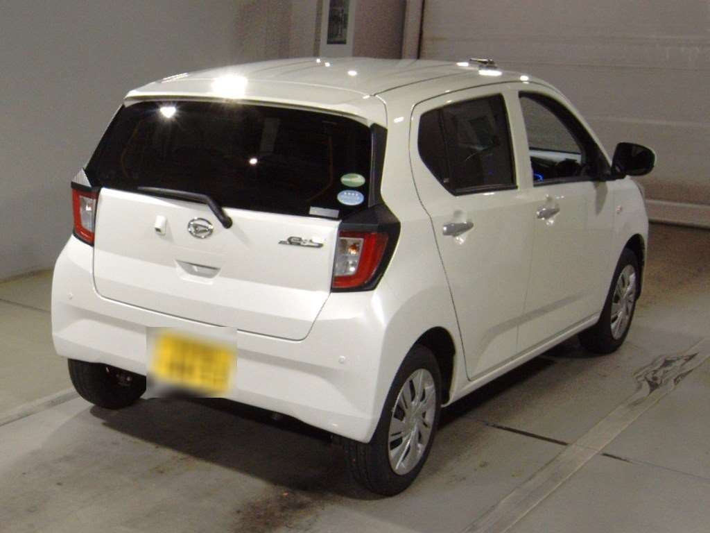 2020 Daihatsu Mira es LA360S[1]