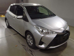 2017 Toyota Vitz