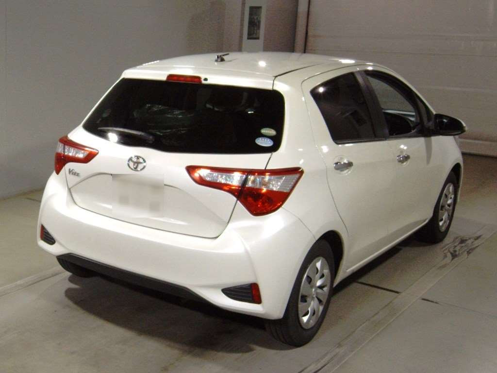 2018 Toyota Vitz NSP130[1]