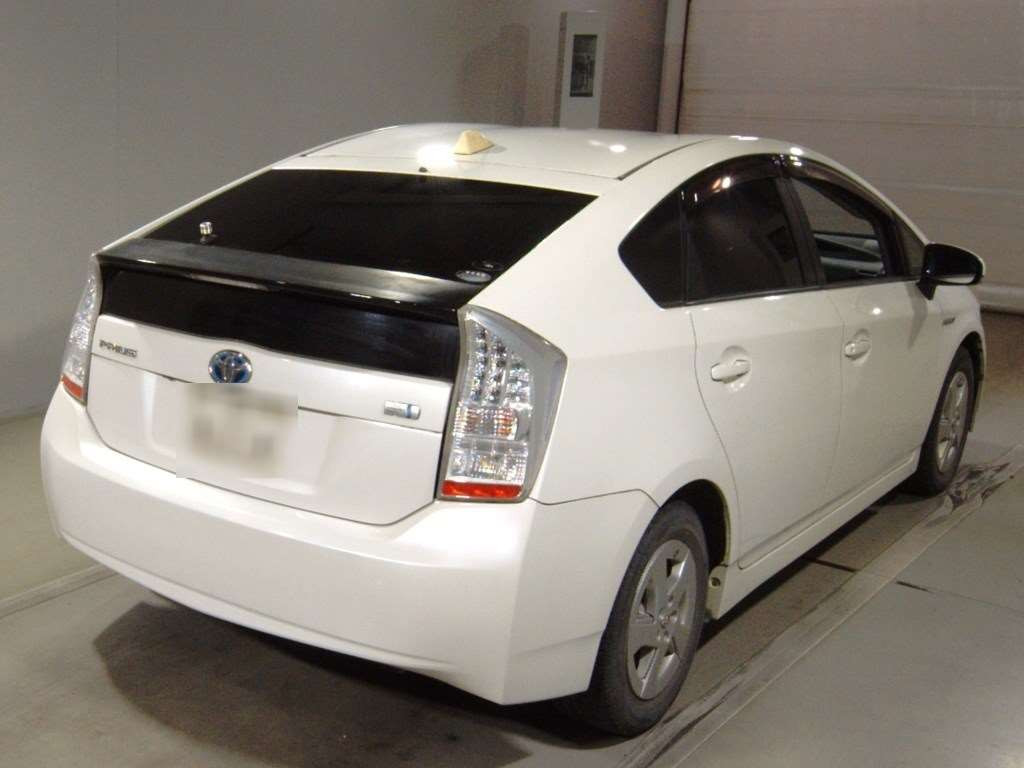 2009 Toyota Prius ZVW30[1]