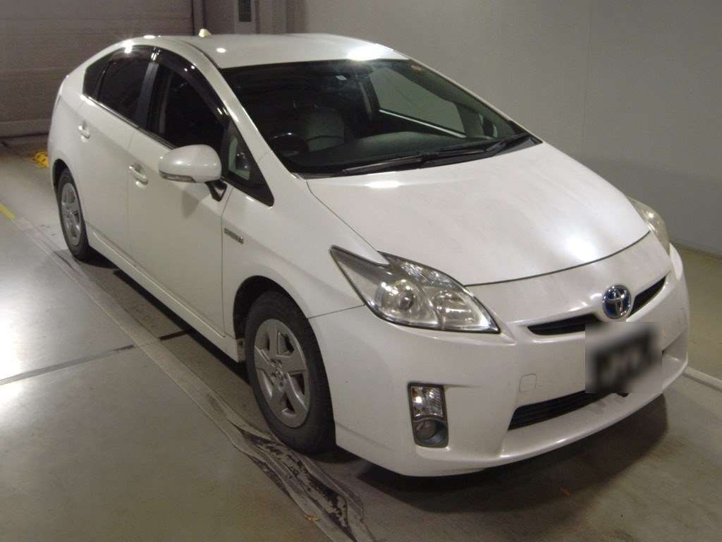 2009 Toyota Prius ZVW30[2]