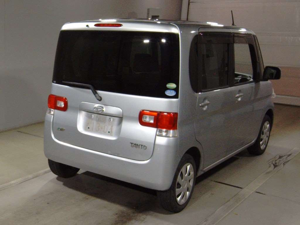 2013 Daihatsu Tanto L375S[1]