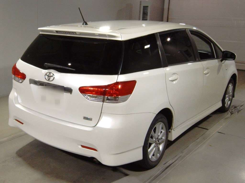 2009 Toyota Wish ZGE20W[1]