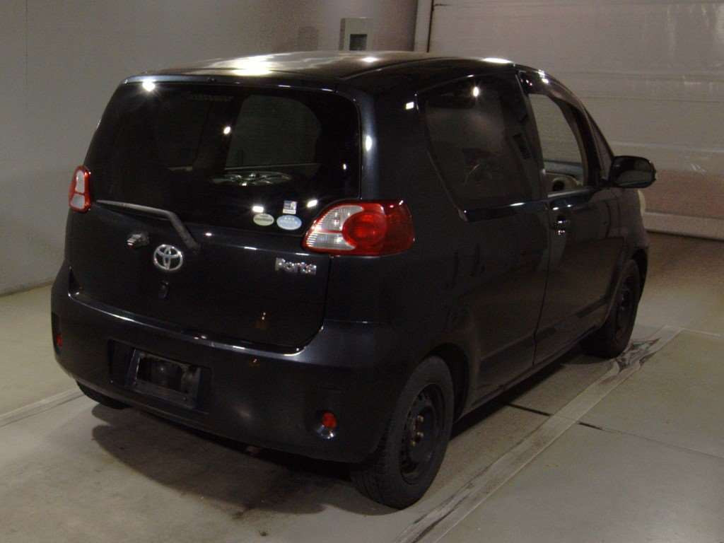 2009 Toyota Porte NNP10[1]