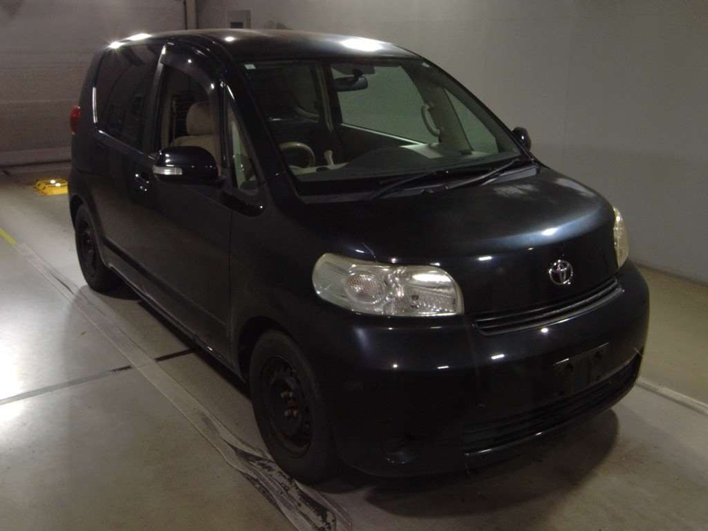 2009 Toyota Porte NNP10[2]