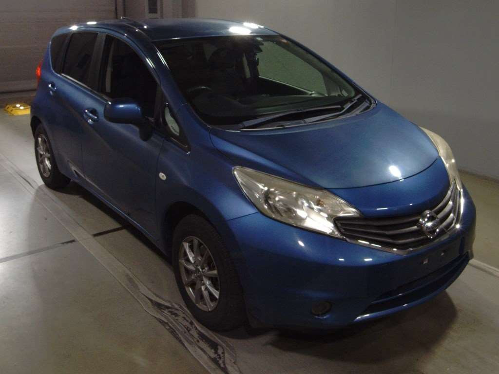 2014 Nissan Note E12[2]